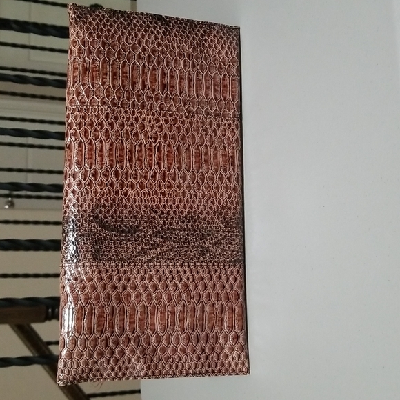 Brown large faux snakeskin pattern envelop clutch!! - Picture 2 of 6